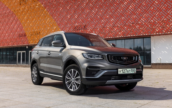 
            Geely Atlas Pro превратился в Belgee X70: каков кроссовер в деле
        